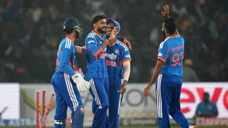 India vs South Africa 1st T20I: कटक में टीम इंडिया की धमाकेदार जीत, 101 रनों से द. अफ्रीका ढेर — हार्दिक पंड्या और गेंदबाजों ने मचाया कोहराम