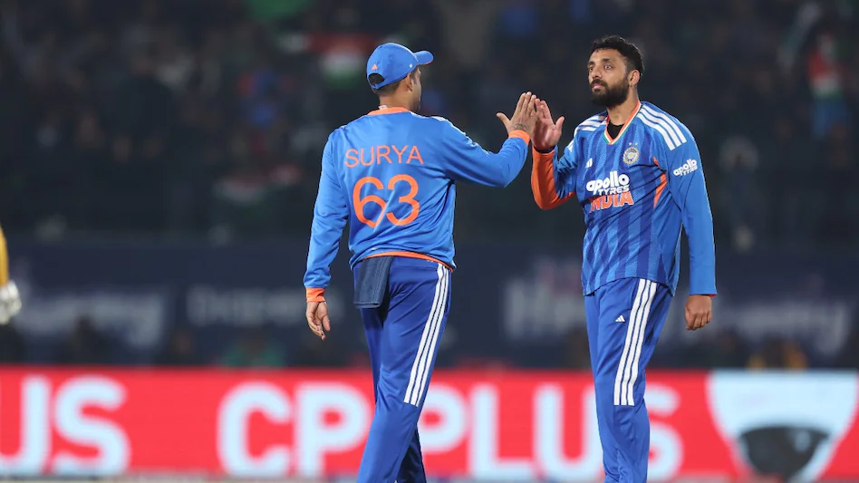 धर्मशाला टी20 में टीम इंडिया का दमदार प्रदर्शन: वरुण की मिस्ट्री, गेंदबाजों की केमेस्ट्री और अभिषेक का मैजिक