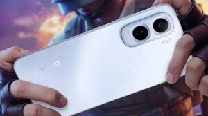 Slim Phone with 9020mAh Battery, 144Hz Display and Snapdragon Chip